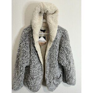 Sweet Rain Woman’s Super Fuzzy Reversible Gray Cream Coat Size Small